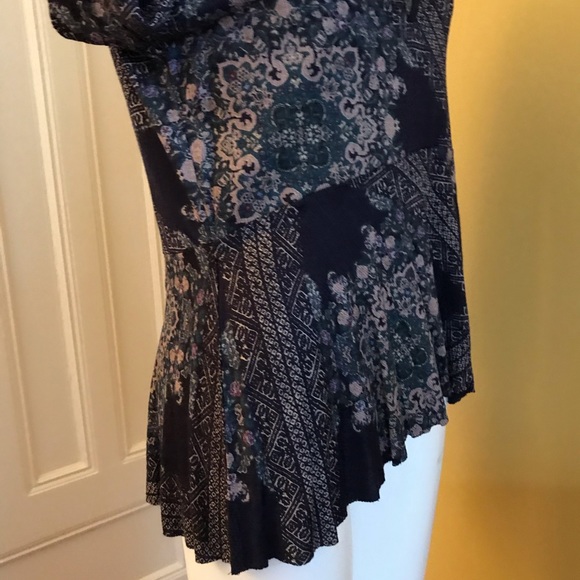 Lucky Brand top - Picture 3 of 6